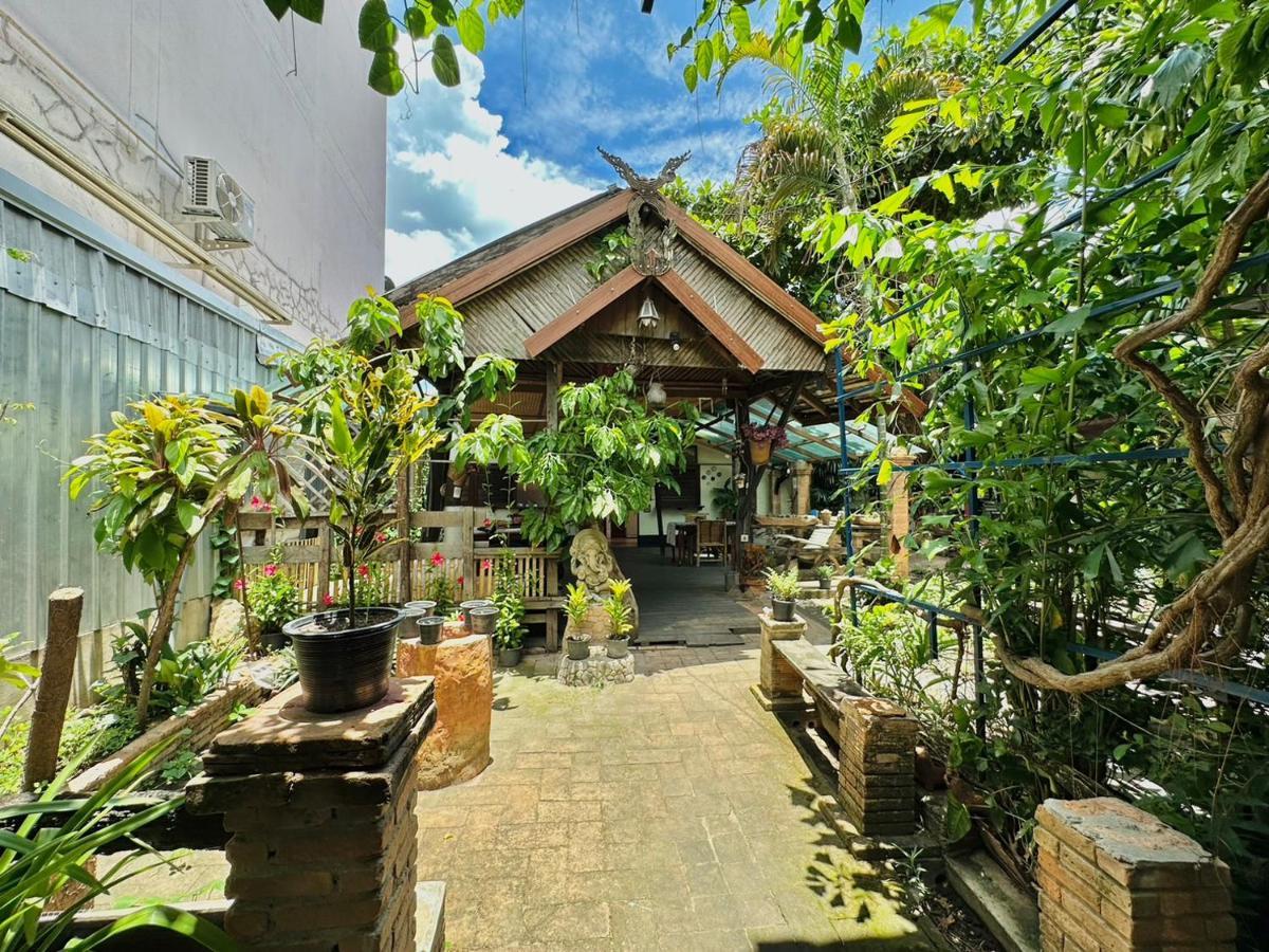 Хостел Cozy Nest Cnx Чиангмай Экстерьер фото